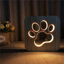 Design houten tafellamp.