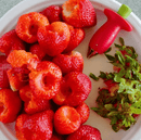 Strawberry stem Huller